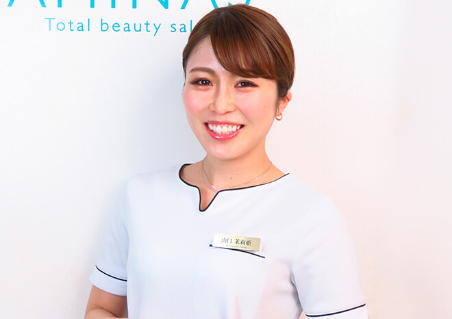フェイシャル技術部門ファイナリスト 山口 茉莉亜